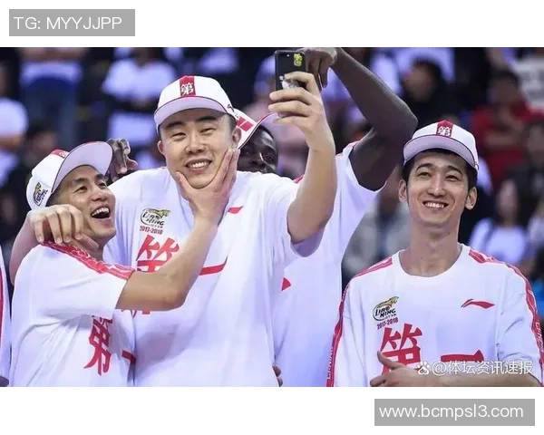 韩德君的篮球传奇之路：从青涩少年到CBA巨星的成长历程与心路历程